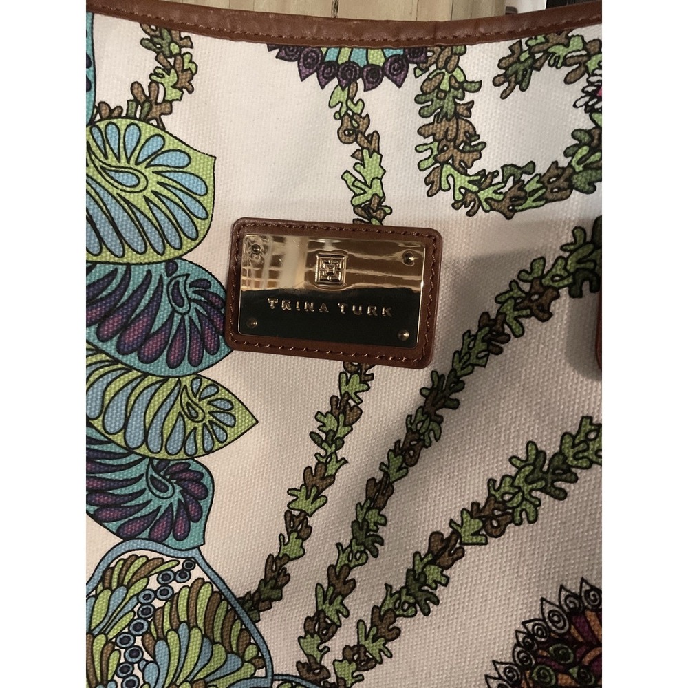 Trina Turk Women's Floral Printed Canvas Leather Trim Resort Sachet Bag One Size - Picture 3 of 15